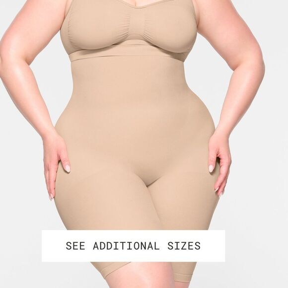 Skims Seamless Sculpt HIGH-WAISTED ABOVE THE KNEE SHORT Mica Small NWT in packag - Picture 2 of 6